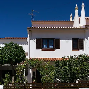Gasthuis Familia Brito, Porches (Algarve)